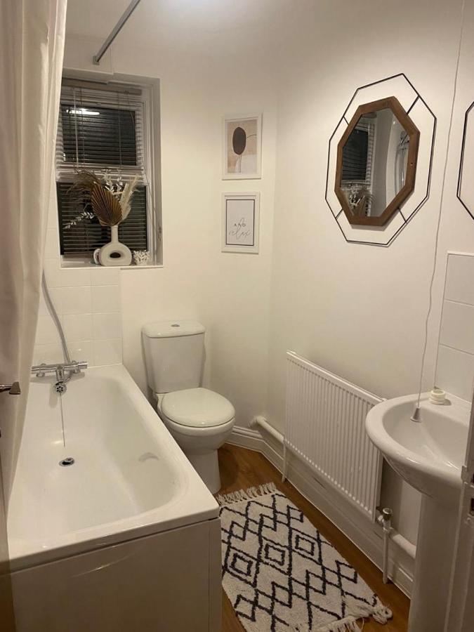 Acacia Villa Dunstable Εξωτερικό φωτογραφία
